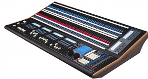 Used New Sapphire 2000 by Avolites Solaris