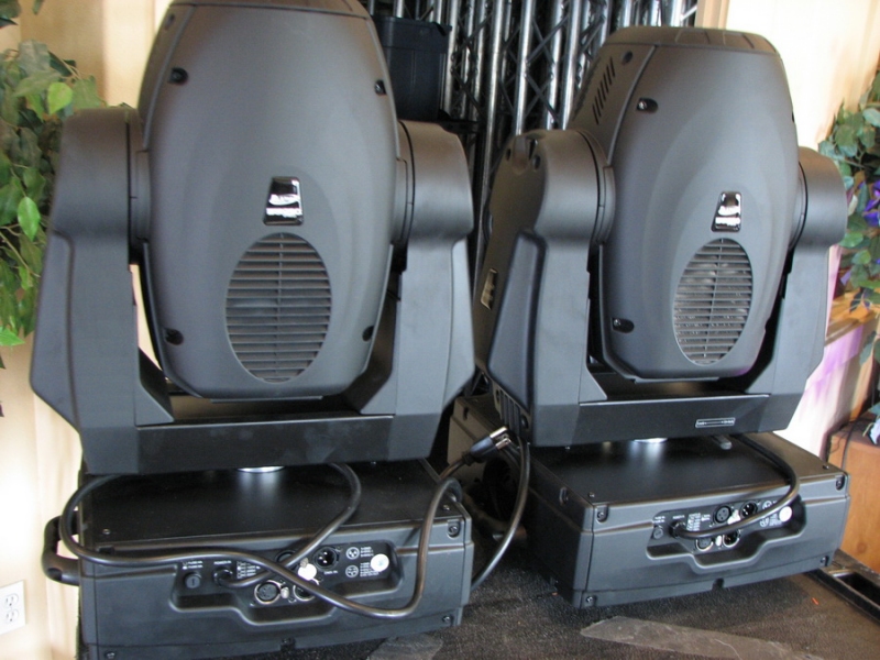 Used Design Spot 250 Pro by Elation Item 14606