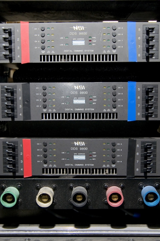 Used NSI Dimmer Rack by Leviton Item 22587