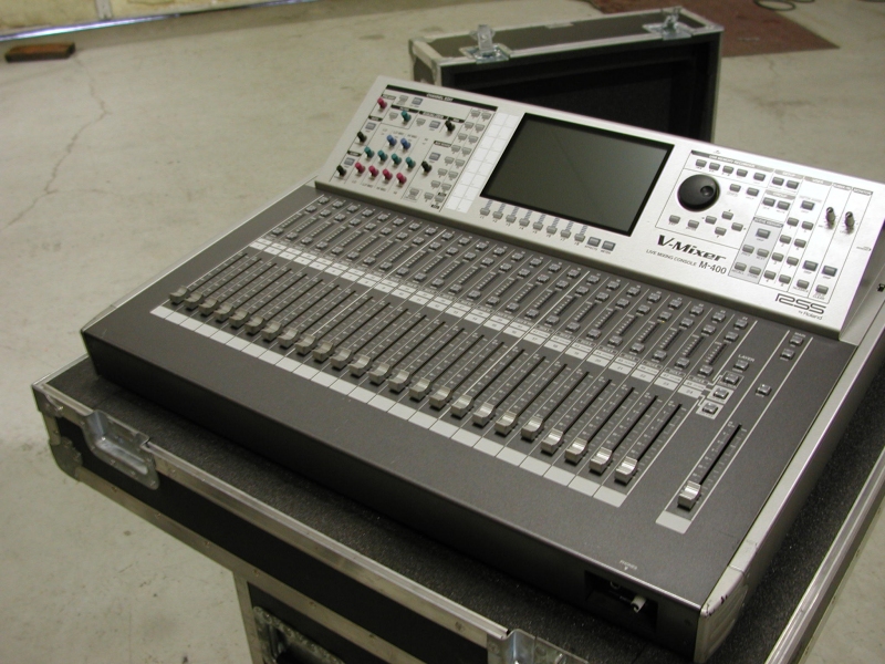 Used M400 by Roland Item 24673