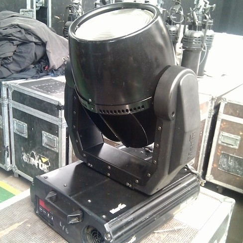 Used MAC 600 from Martin Professional