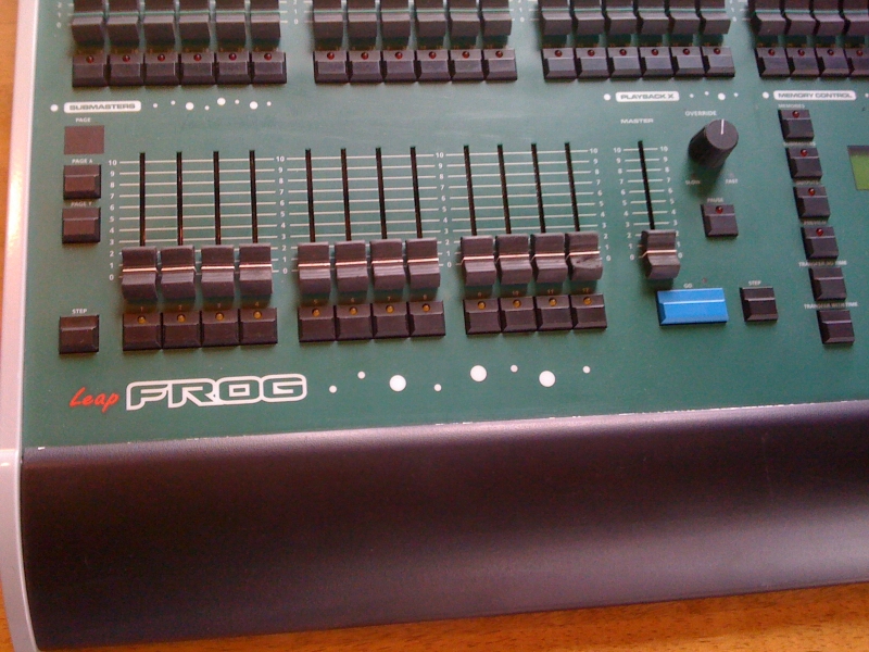 leapfrog lighting desk