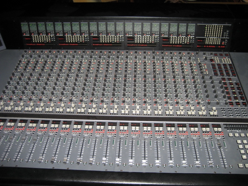 Used Series 12 by Harrison Consoles Item 26579