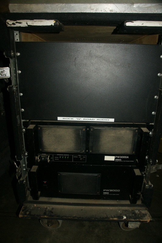 Used PM3000 by Yamaha Item 27599