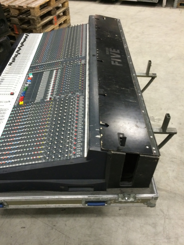 Used Series 5 by Soundcraft - Item# 32464