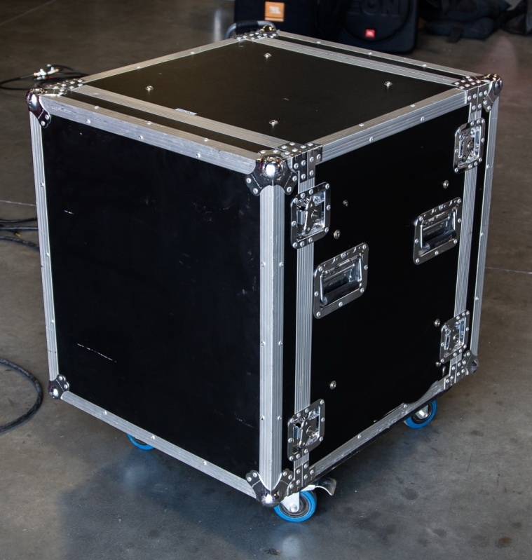 Used 12U Amplifier Deluxe Case by Marathon Item 33374