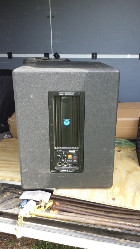 jbl xlf