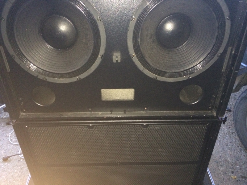 Used M2DSub by Meyer Sound Item 38249