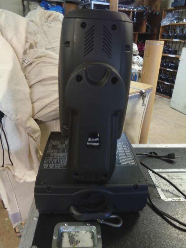 Used Design Spot 250 Pro by Elation Item 38934