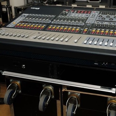 Used VENUE SC48 from AVID
